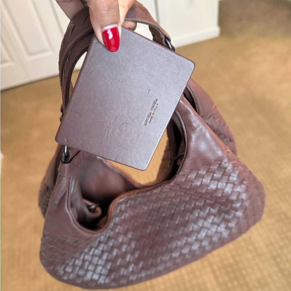 Bottega Vaneta Woven Leather Handbag - Picture 3 of 11